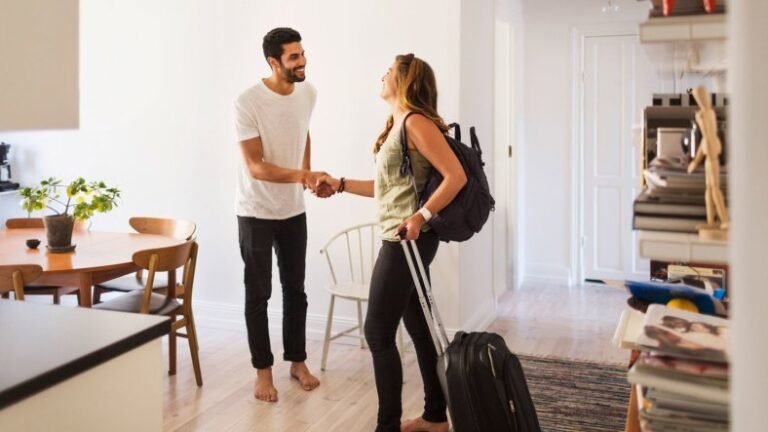 10 reasons to use an Airbnb rental agency for your apartment