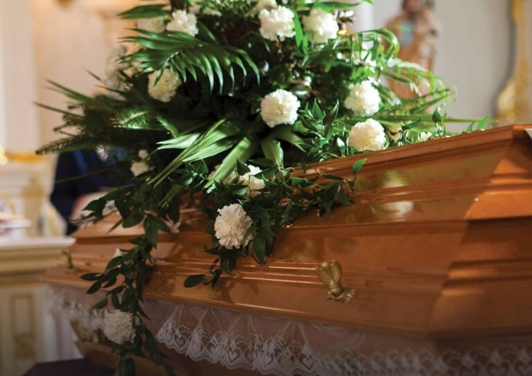 Why Hiring A Funeral Service Provider Is An Important Concept?