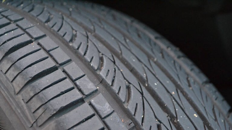 7 Signs You Need New Truck Tires