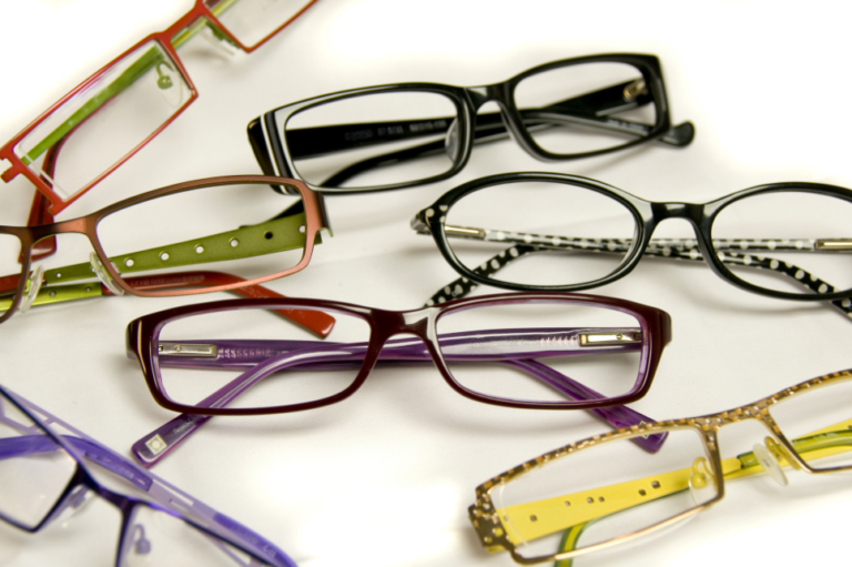 Three Tips for Buying Eyeglasses