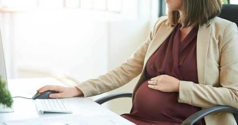 6 Ways to Enjoy your Maternity Leave More Comfortably