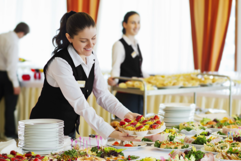 12 Tips on Choosing the Best Catering Service for Your Event