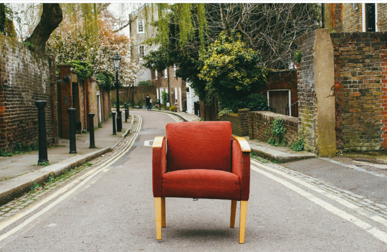 How to Dispose of Old Furniture