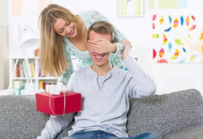 Surprise Your Husband On Birthday With Amazing Gifts Birthday With Amazing Gifts