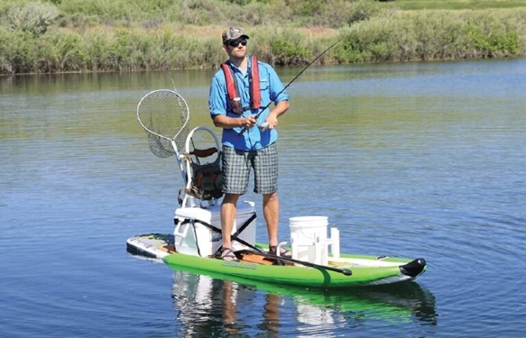How do you rig a paddleboard for fishing?