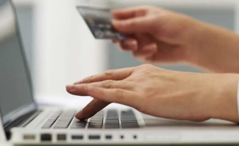 Advantages of Buying Car Insurance Online!