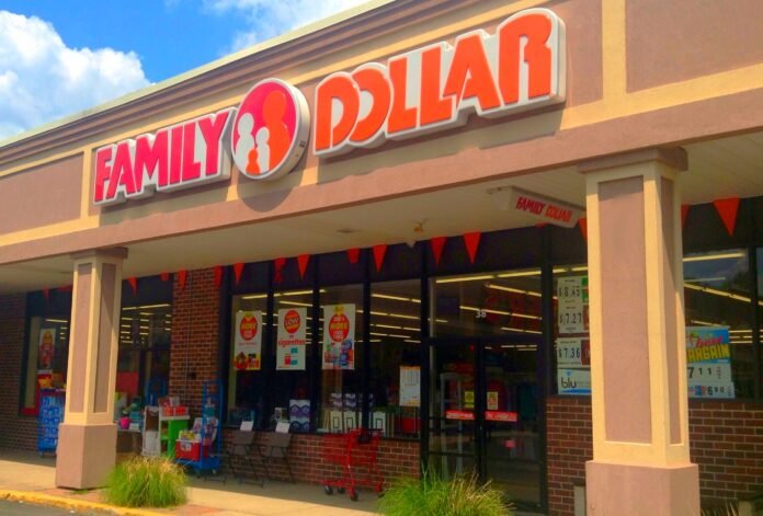 What time does family dollar close