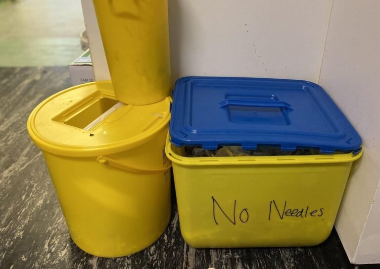What Are Pharmaceutical Waste Disposal Containers