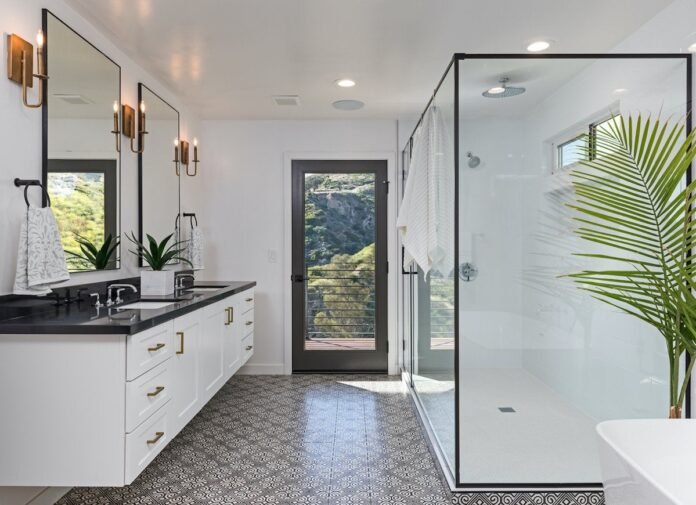 Luxurious and Spa-like Bathroom