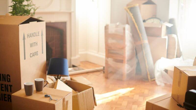 Room-by-Room Decluttering Approach - Safe Ship Moving Services